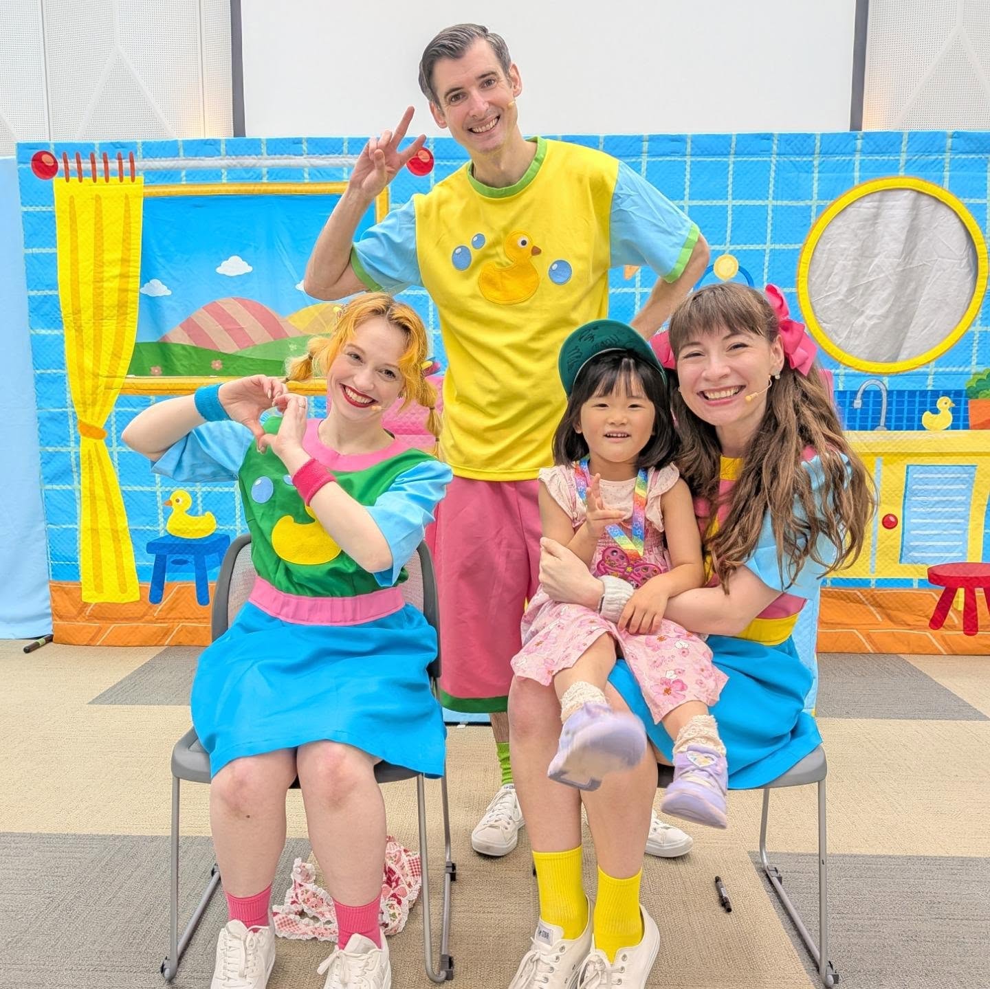 今、この瞬間、ディズニー英語システムを楽しんでいるお友達｜【公式